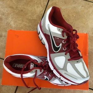 Nike Pegasus +28 tennis shoes